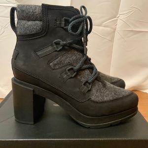 Sorel weatherproof boots